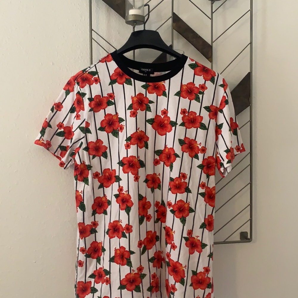 Forever 21 Men’s Shirt - M